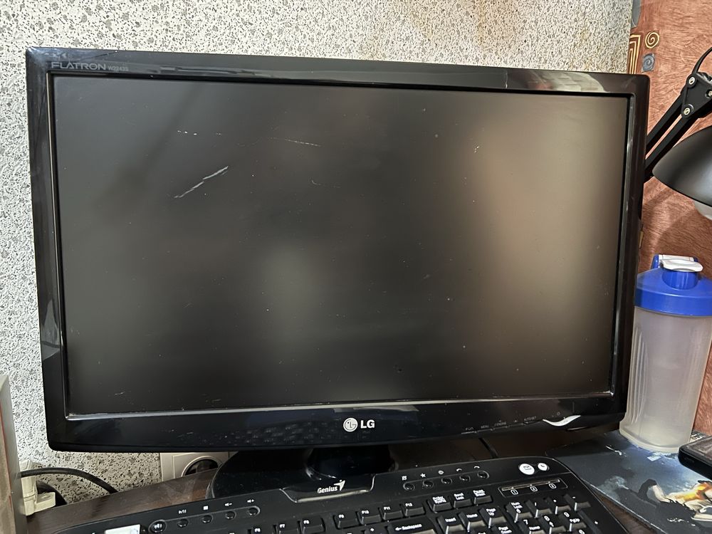 Монитор LG Flatron W2243S-PF