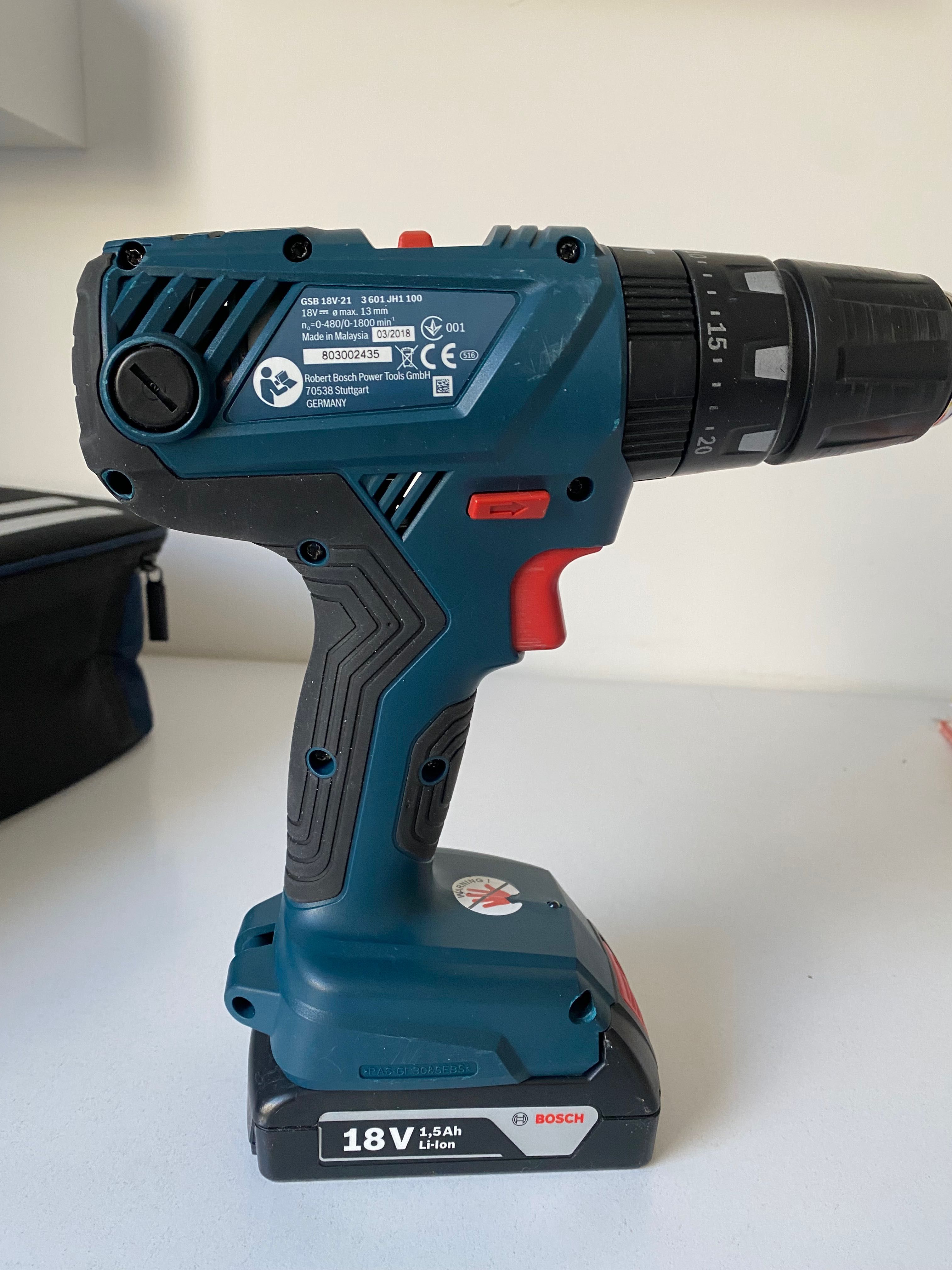 Винтоверт Bosch GSB 18V-21