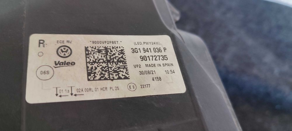 Far dreapta volkswagen passat b8 full led