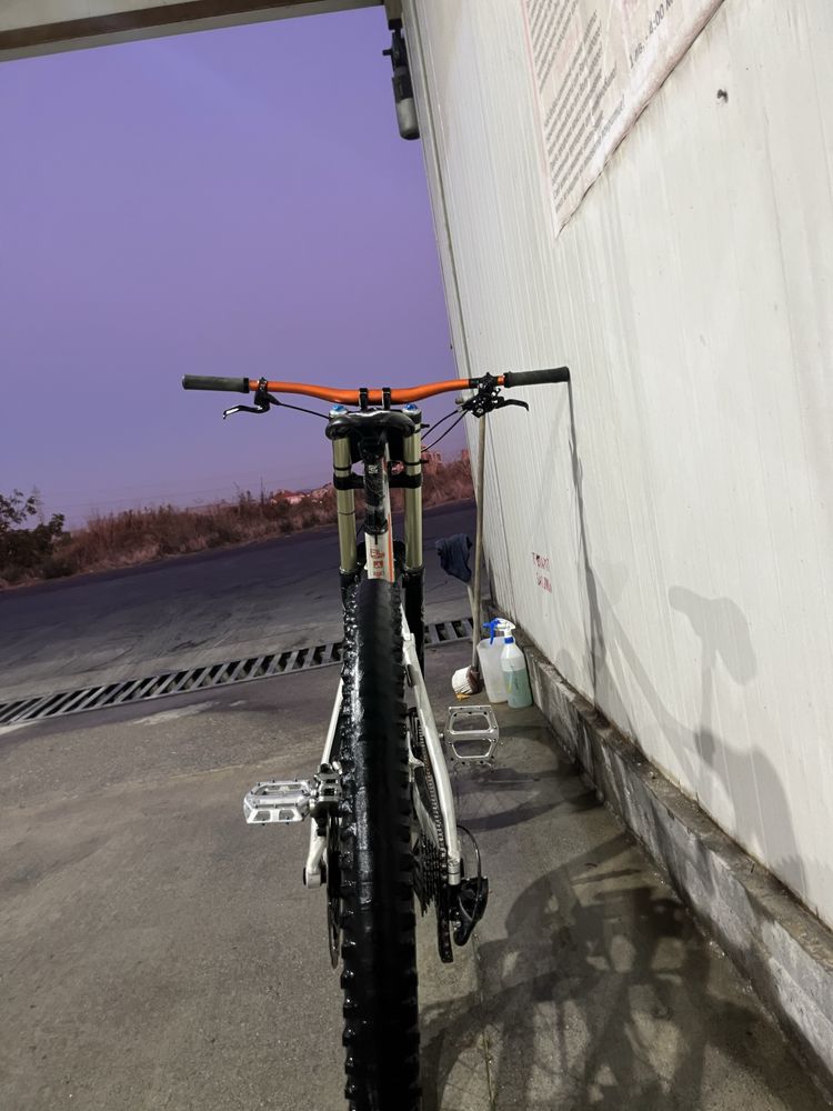 Radon swoop 200 downhill bike