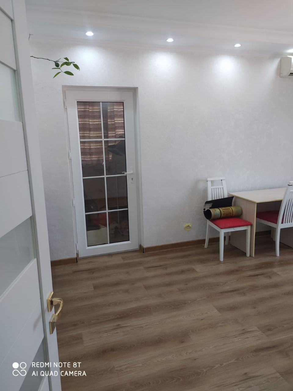 Продам квартиру 1-комн.в 2 комн.переделана, от Сельхоз института 2км