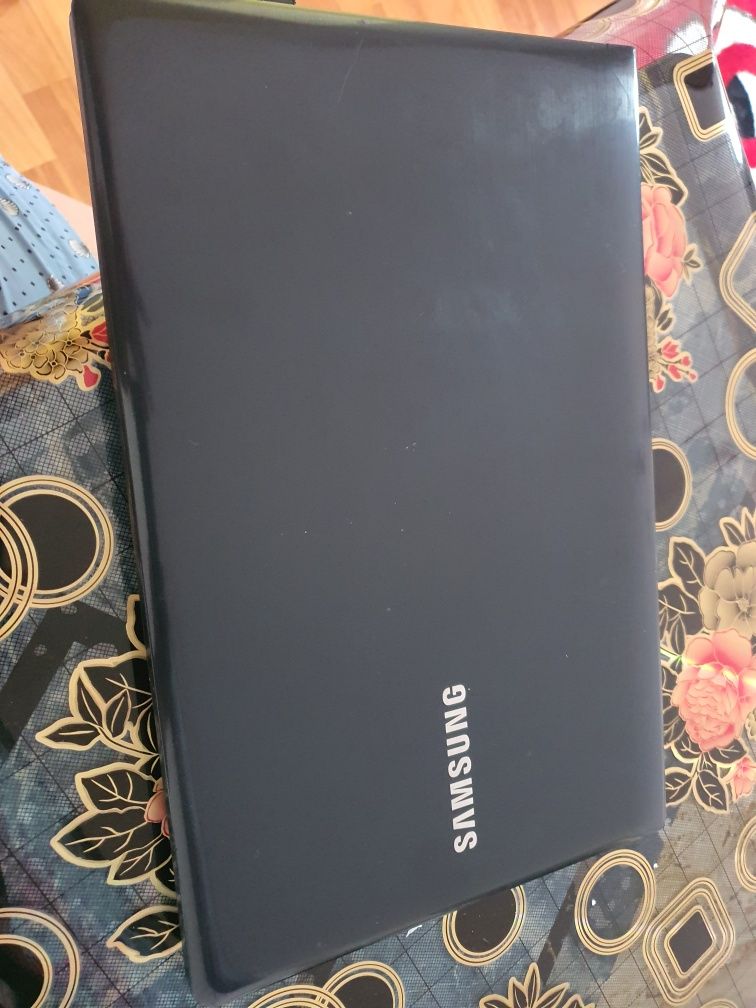 Laptop samsung 15,6 inch