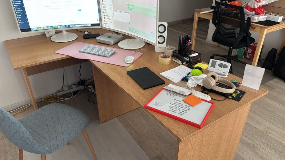 Mobilier birou dulap birou IT