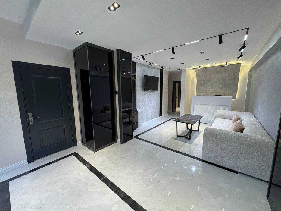 Продажа нежилое 90м2. Ор-р: Пирамид Товер. 2 линия