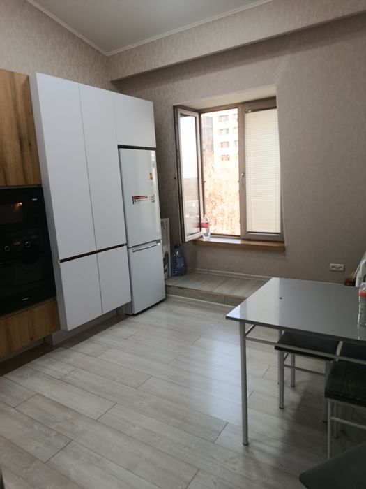 Срочно продаётся в новом ЖК  с лифтом 4/6/6 дуплекс Лисунова, Авиасозл