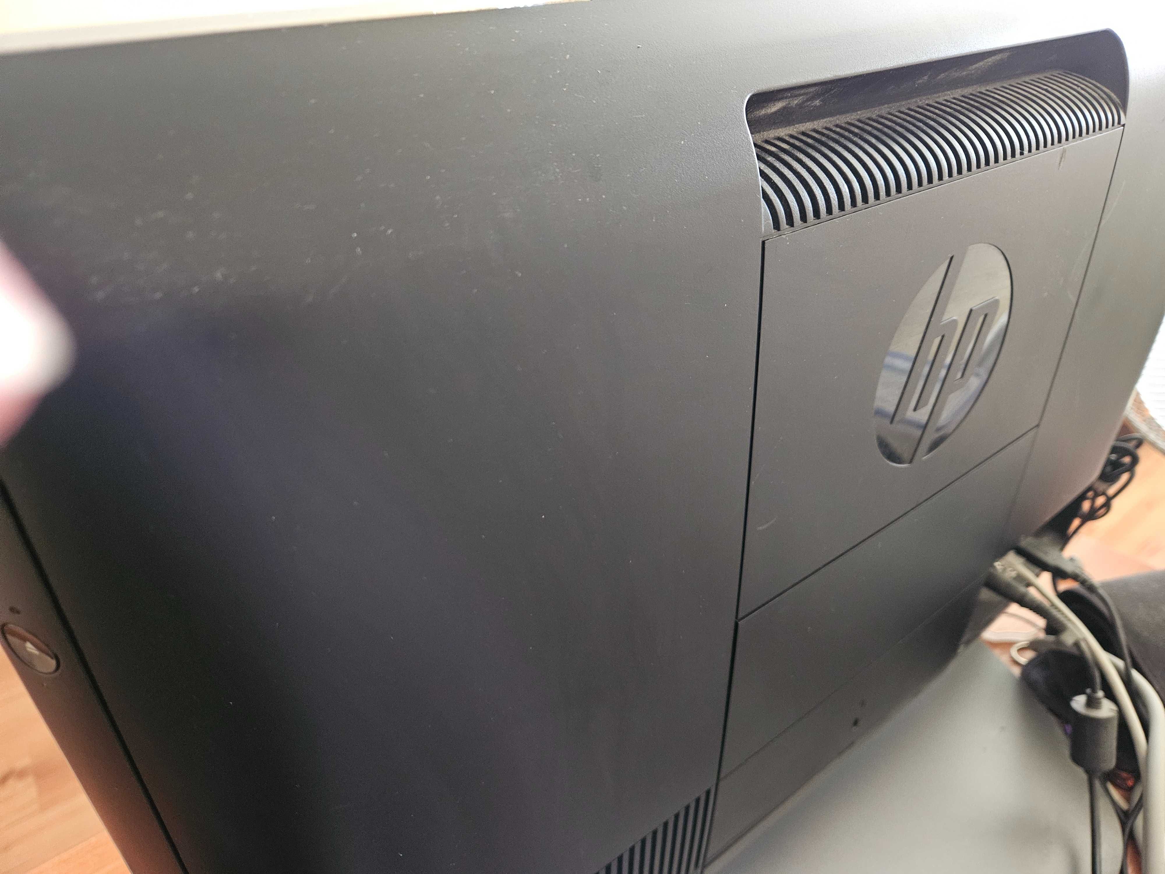 HP TouchSmart Elite 7320 Touchscreen All In One