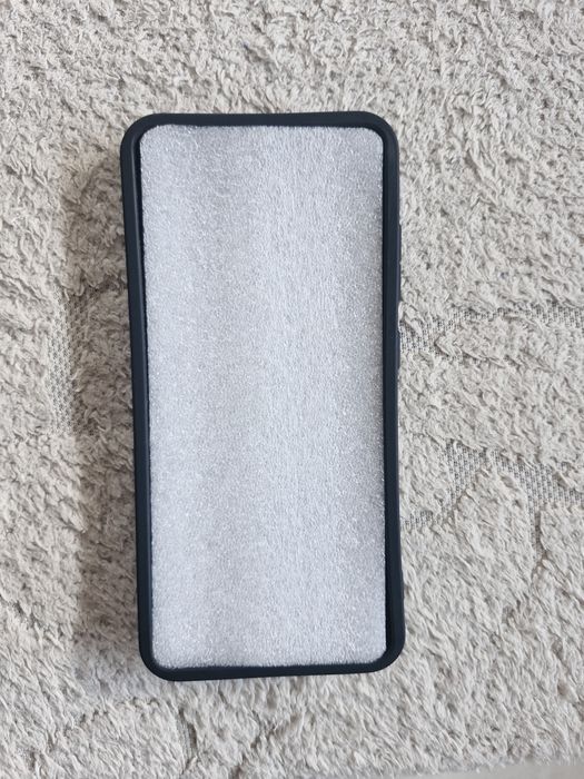 Лот от дамска чанта за през рамо, калъф за Samsung S20 FE и обици