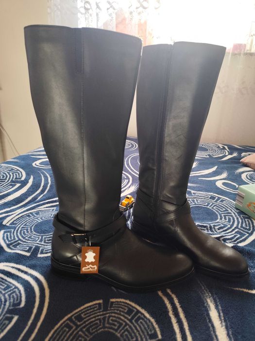 Vand cizme de piele