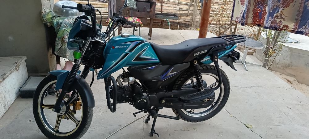 Мотоцикл на бензине