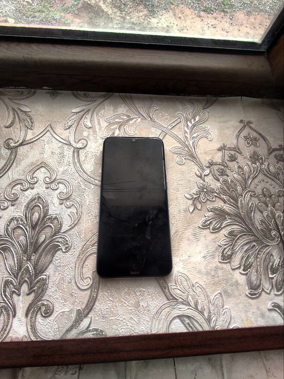 Срочно сотилади redmi note 10 6/64 1300 ming redmi note 8 8/64 800 min