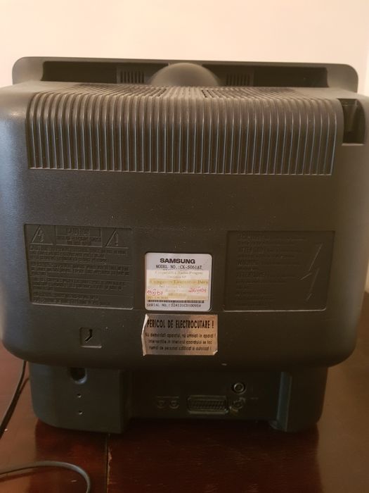 TV cu tub Samsung diagonala 54cm funcțional