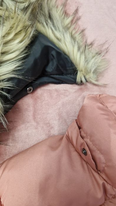 Geaca iarna de fâș noua H&M roz