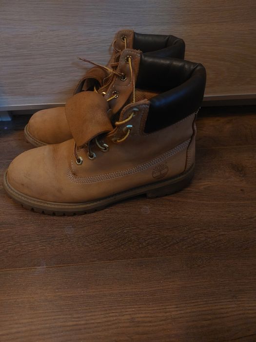 Vând ghete timberland