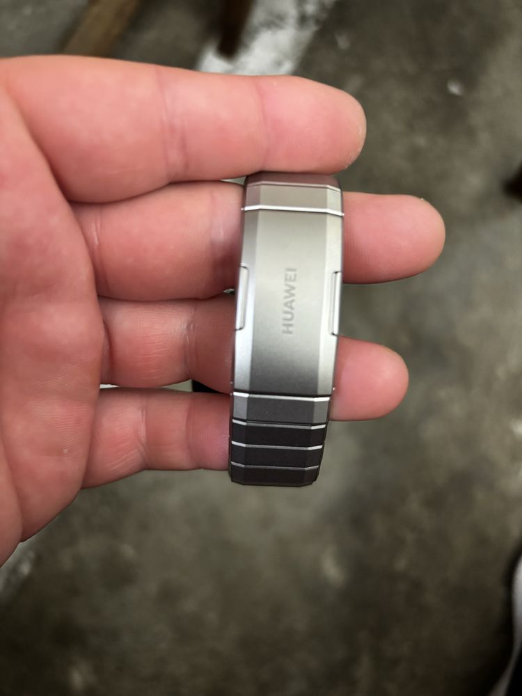 Huawei watch gt5 pro titanium