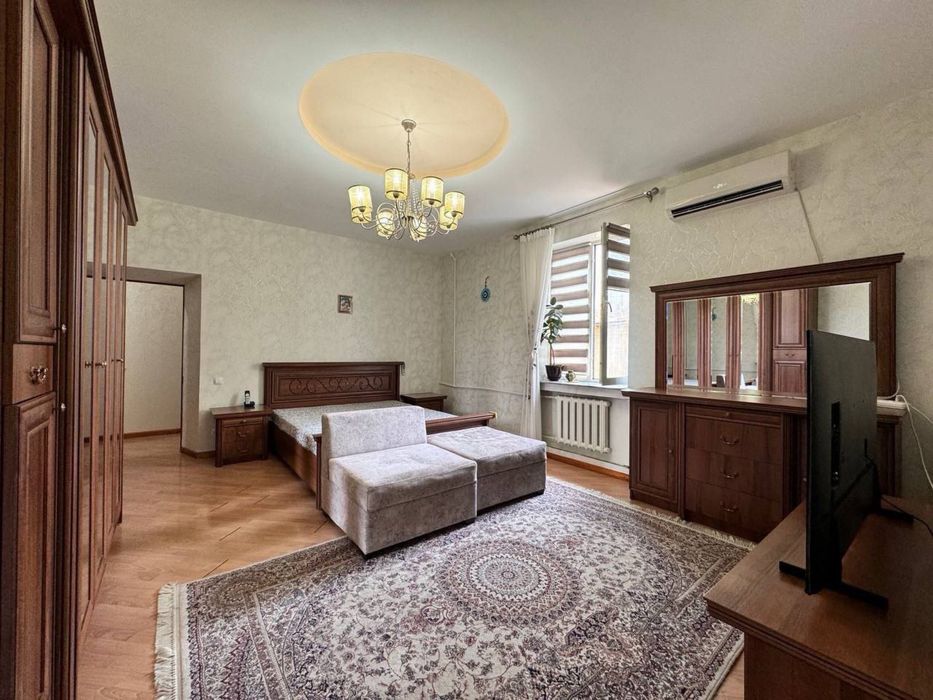 Буюк Ипак Йули Метро 3ком 90м2 кирпич 2*6 балкон