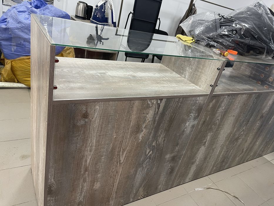 Продам витрины состояние новых