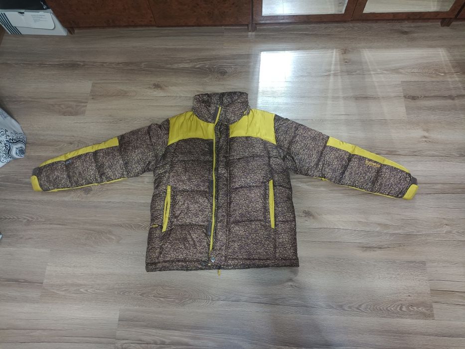 Зимняя фирменная куртка