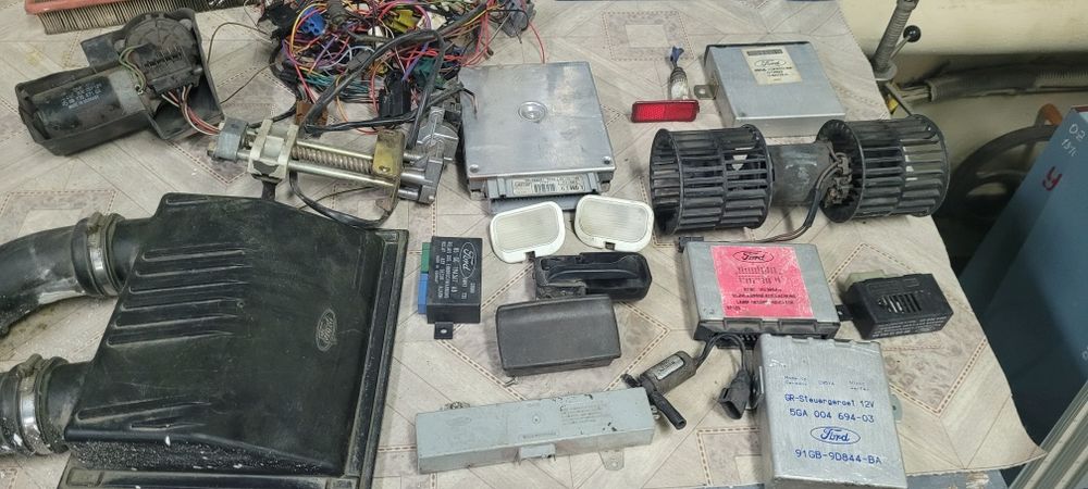 Запчасти Форд Скорпио