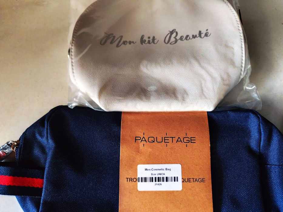 Set geanta pentru cosmetice ea/el