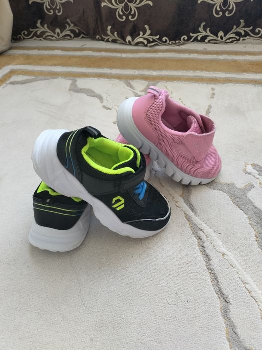 Кроссовки для детские