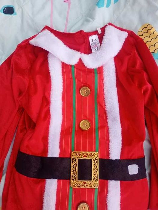 Costum de Moș Crăciun pentru copii