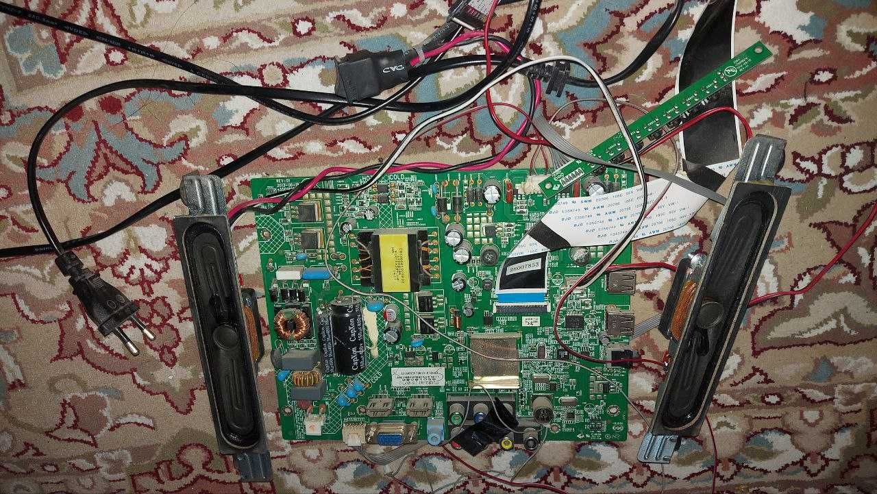 родам плату с блокам питании также динамики от тв ройсен