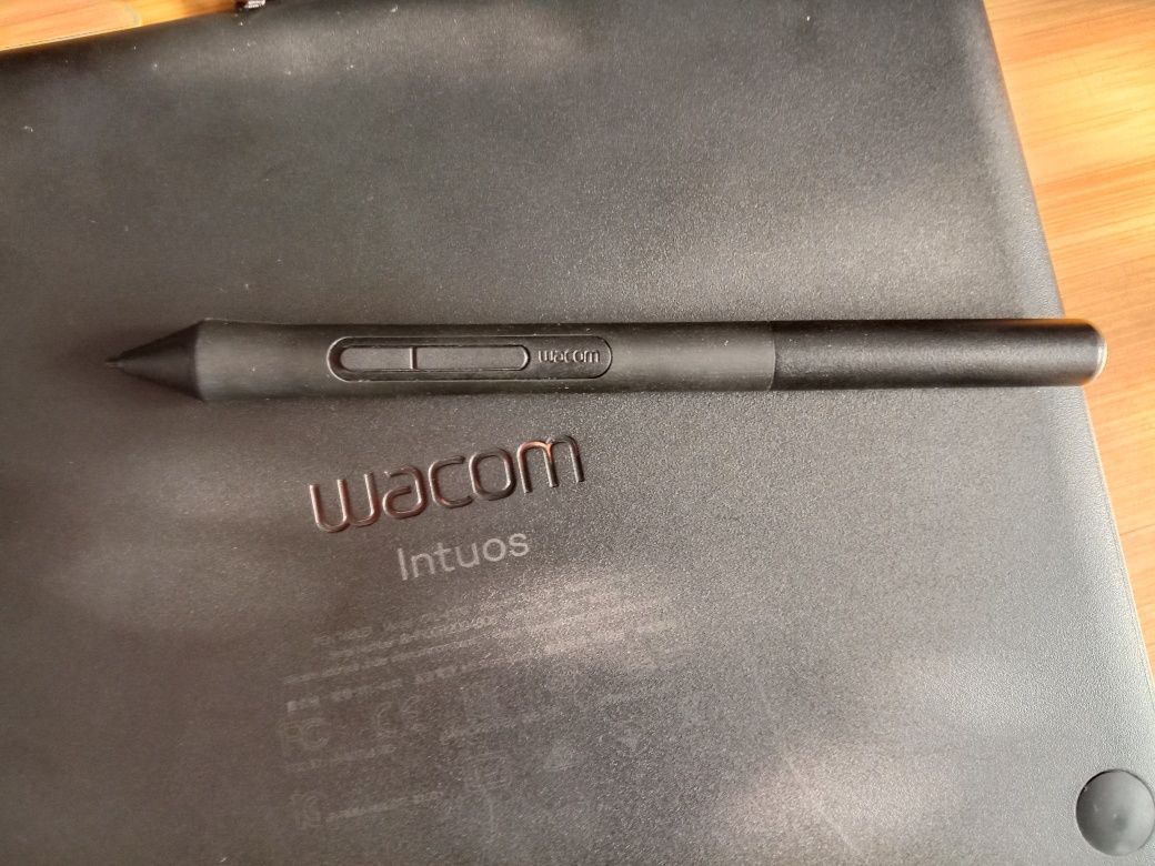 Графический планшет wacom intuos