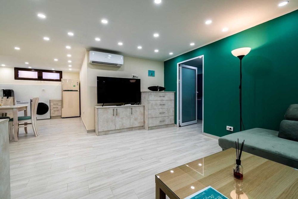 Дава се под наем Тристаен апартамент в София, Хаджи Димитър - 75 кв.м за 570 € - Снимка #12