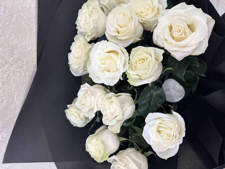 Роза гүл сатылады 1 метр