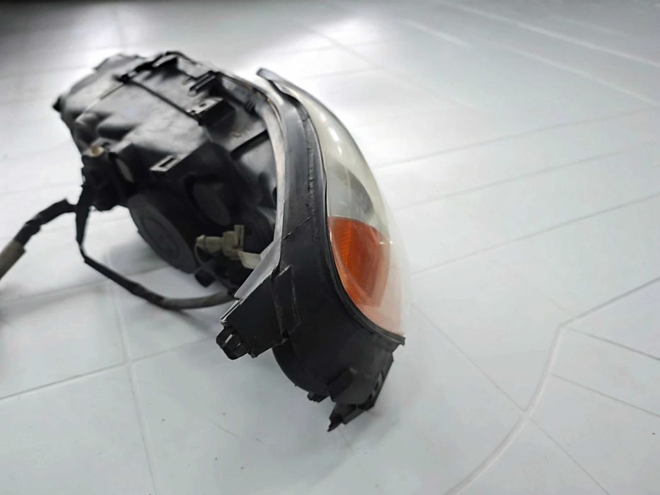 Десен фар VOLVO S60 Ксенон