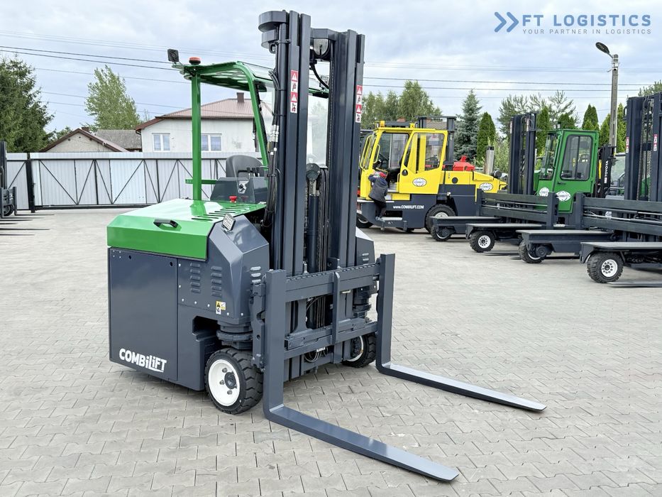 Stivuitor electric multidirectional Combilift