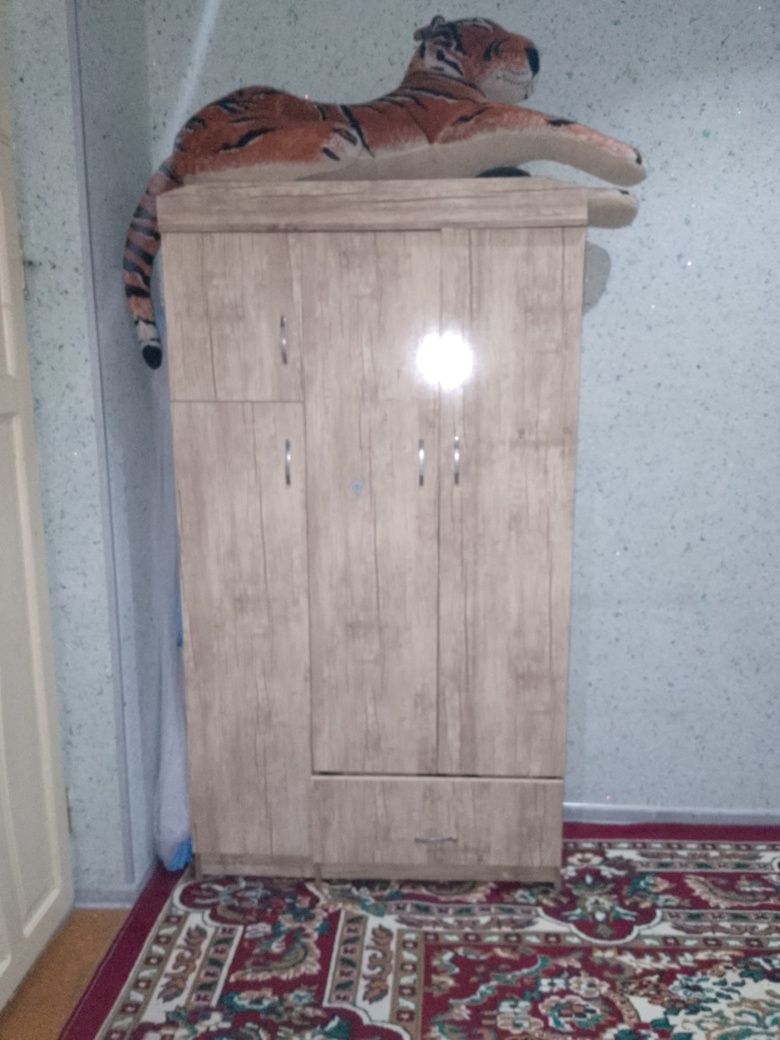 Detiski shkaf yangi