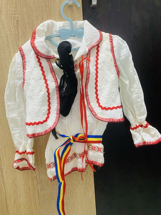 Costumas traditional