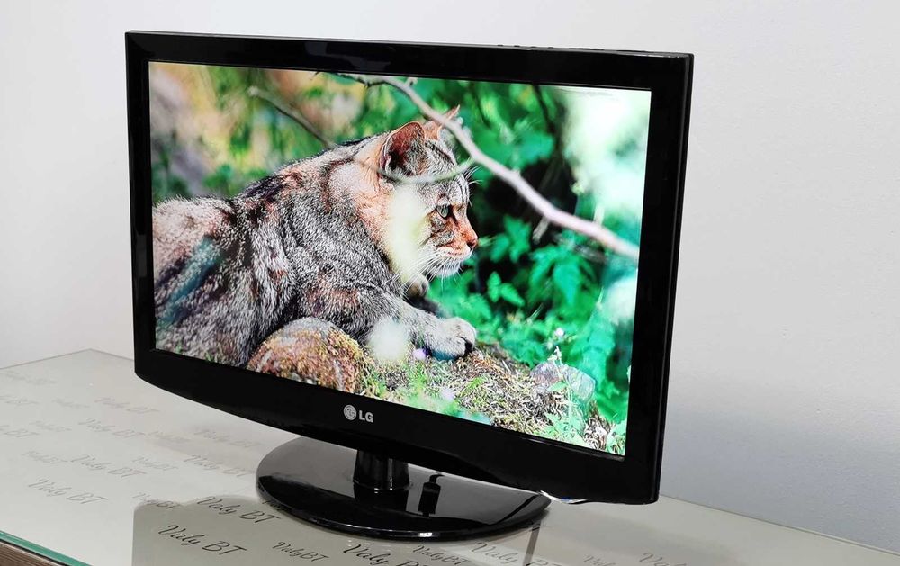 Tv led Toshiba 22LD320D - 22 inch/56 cm - impecabil