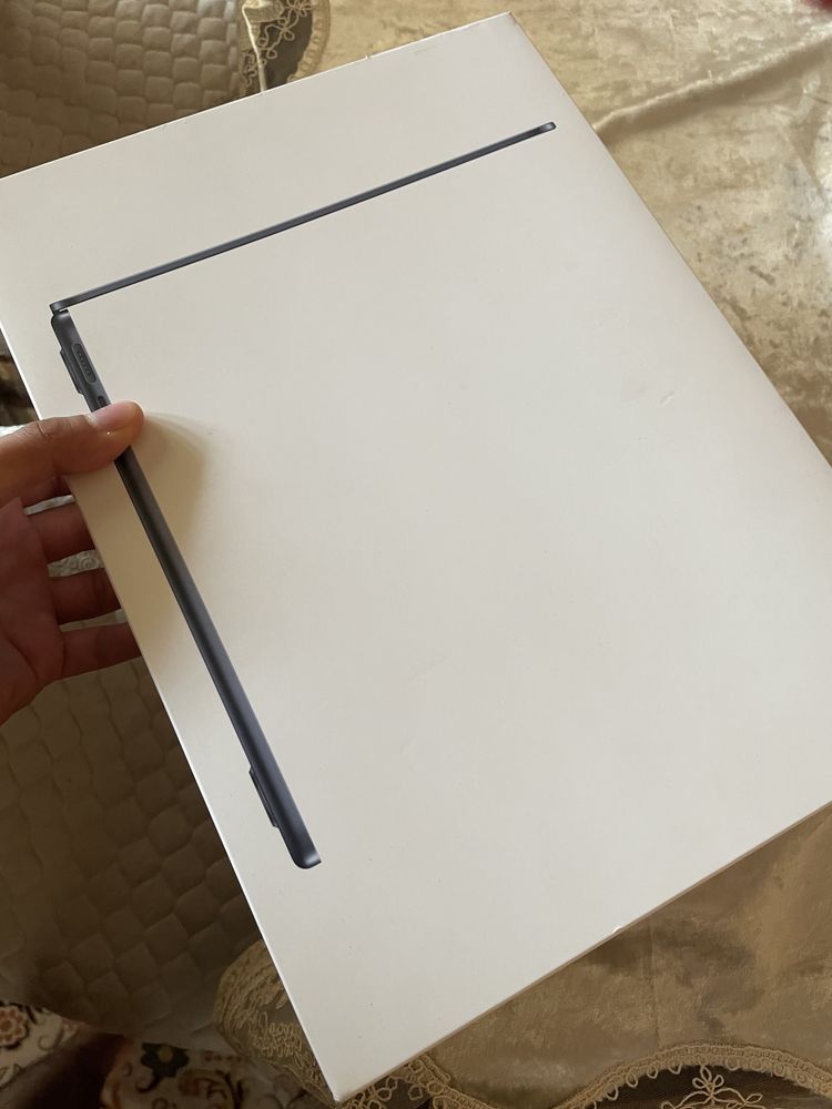 Macbook Air M2 (Midnight) 8/512 - 13.6 ekran