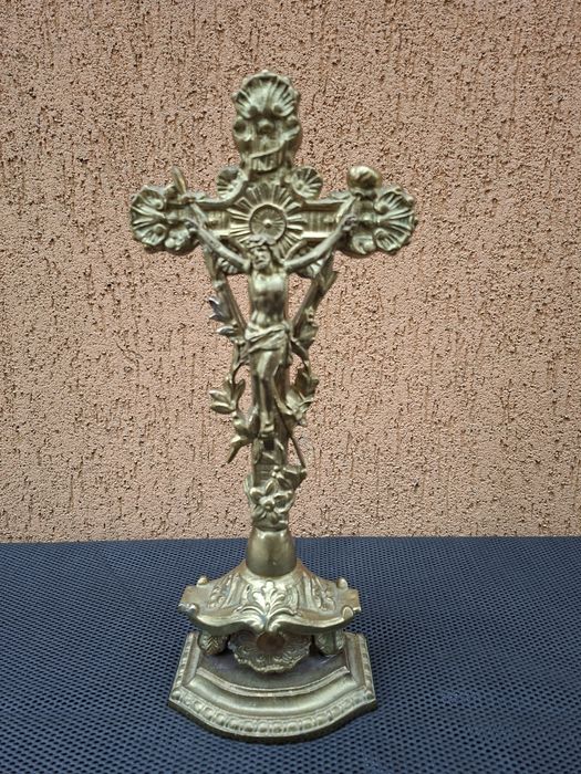 Crucifix, cruce bronz