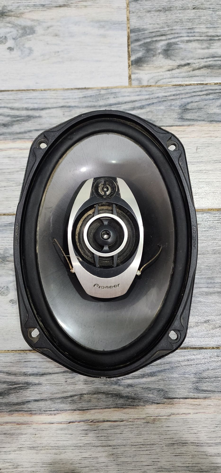 Продаю автомобильные колонки Pioneer TS-A6963E