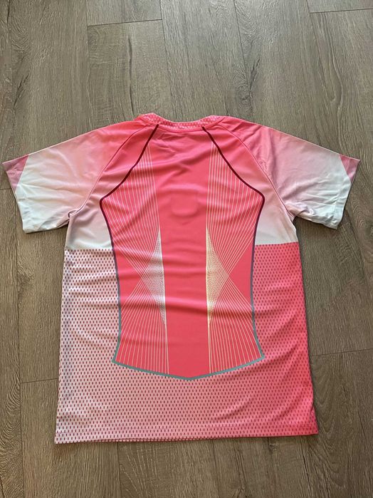 Tricou Barcelona Roz [Concept]