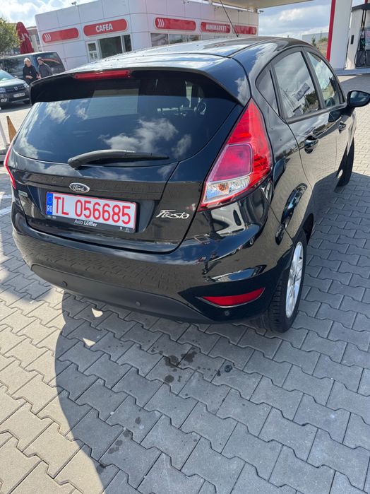 Vând Ford fiesta eco bost