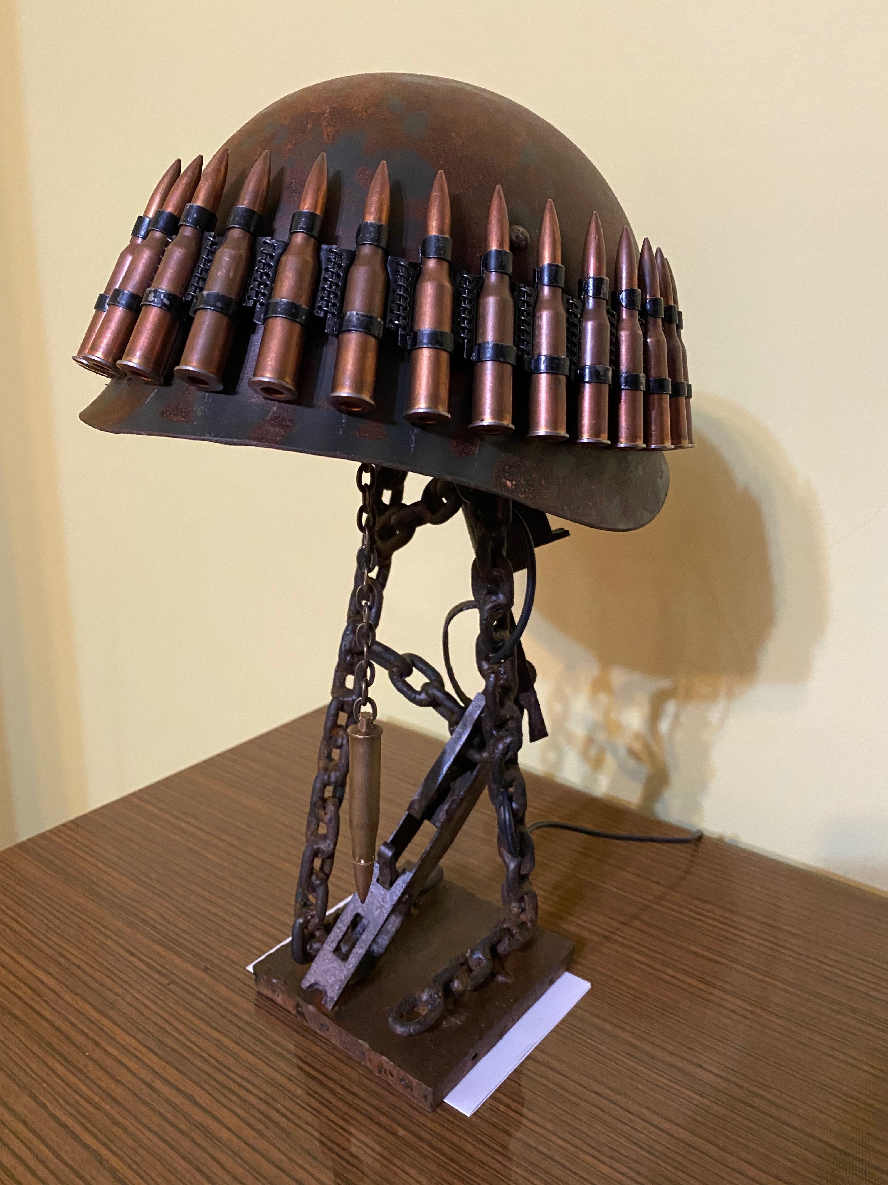 Лампа военен стил