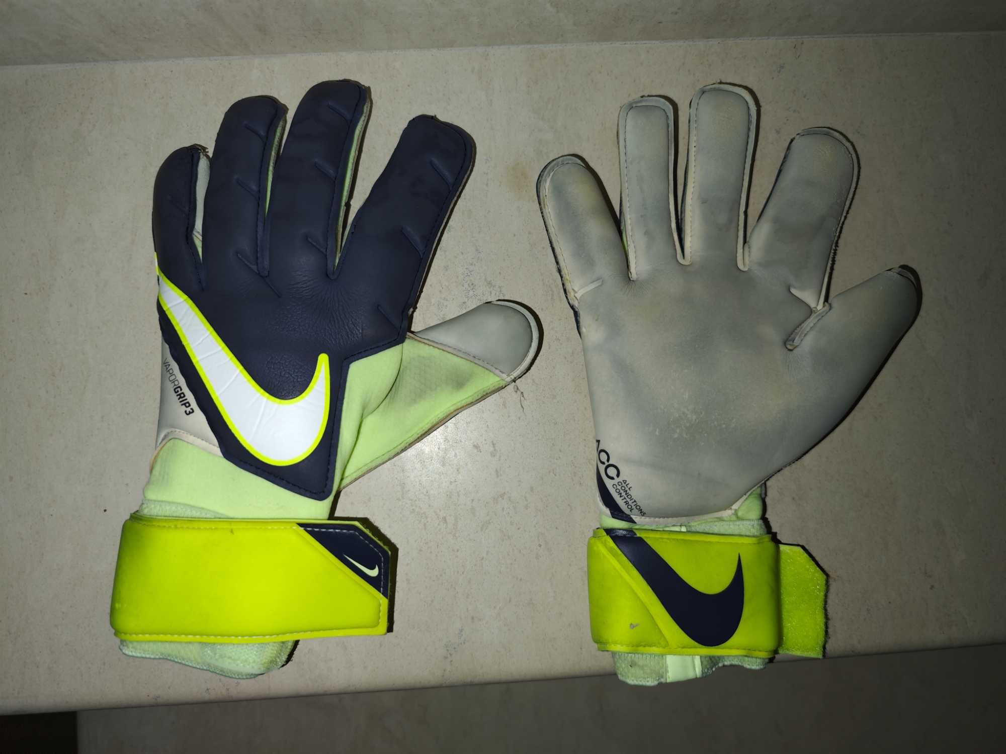 Вратарски ръкавици Nike vapor grip 3 размер 9