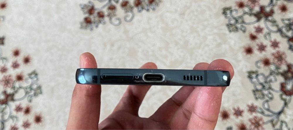 Samsung S22 Plus 8/256 gb srochno sotiladi