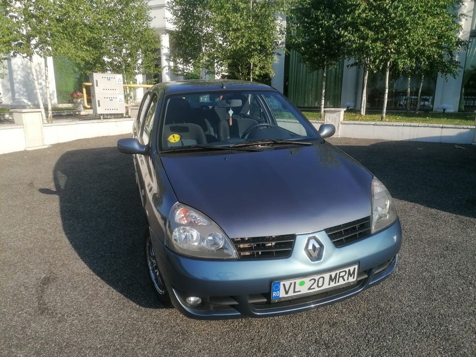 Renault symbol 2008