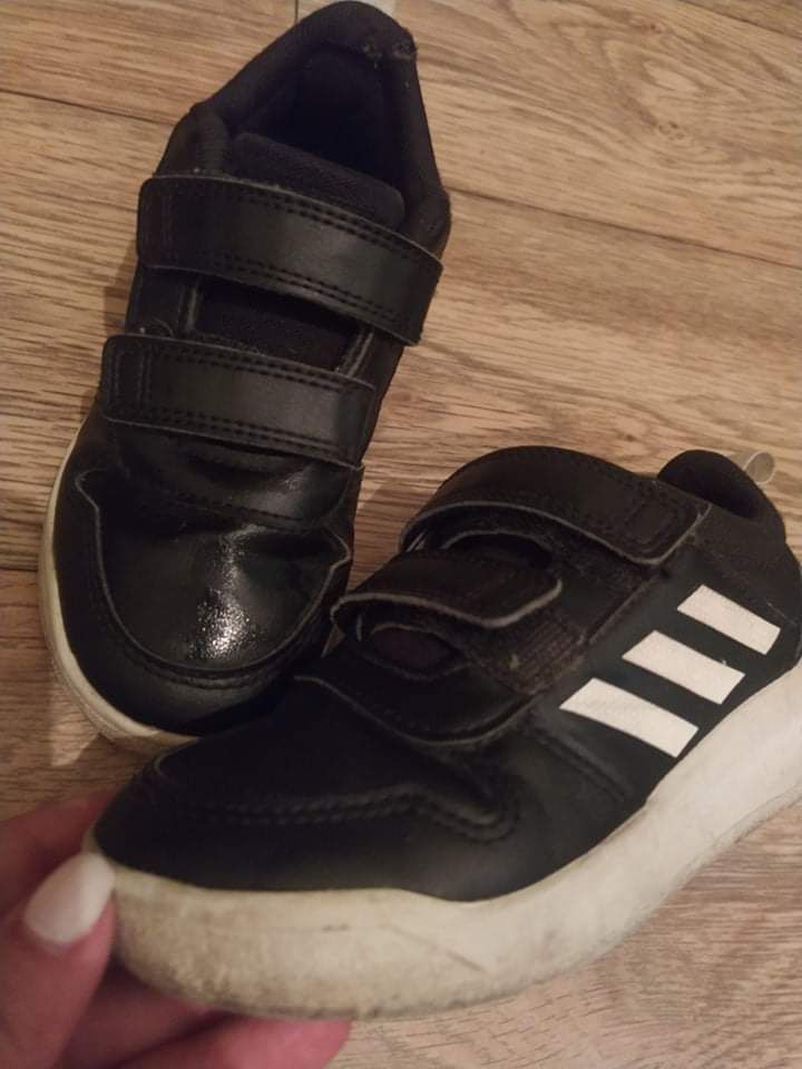 Маратонки Adidas