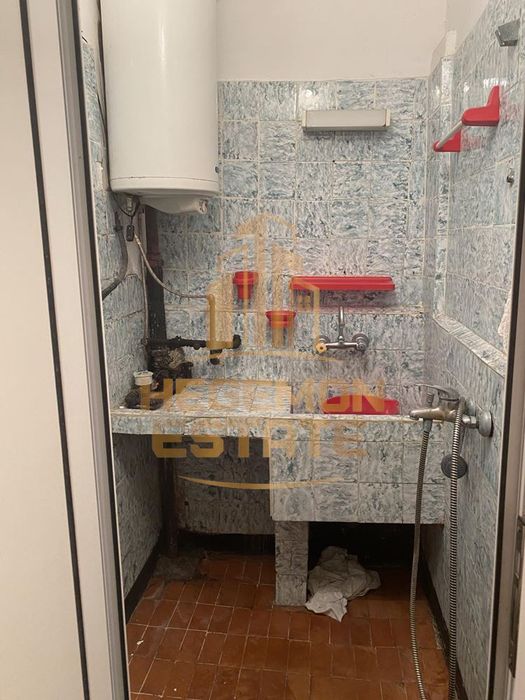 Продава се Двустаен апартамент в Варна, Възраждане 1 - 60 кв.м за 1834 €/кв.м - Снимка #4