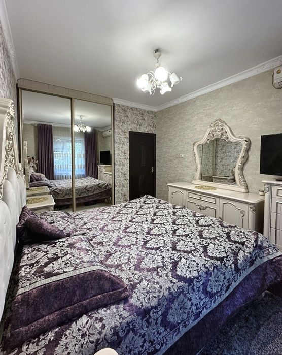 Юнусабад 17, 4/2/5 УлУчШеНкА Неторец Балкон 6 на 2 МеБеЛиРоВаНнАя