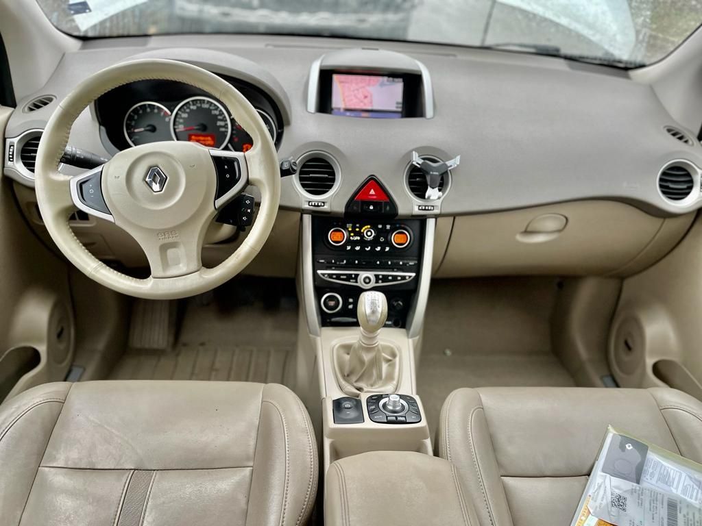 Рено Колеос на части Renault Koleos Мотор Стартер Стъкло Фар Стоп ABS