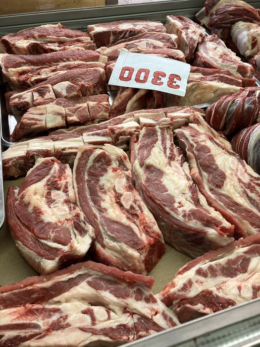 ет мясо тос грудинка