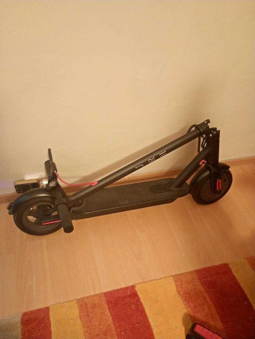 Trotineta electrica noua