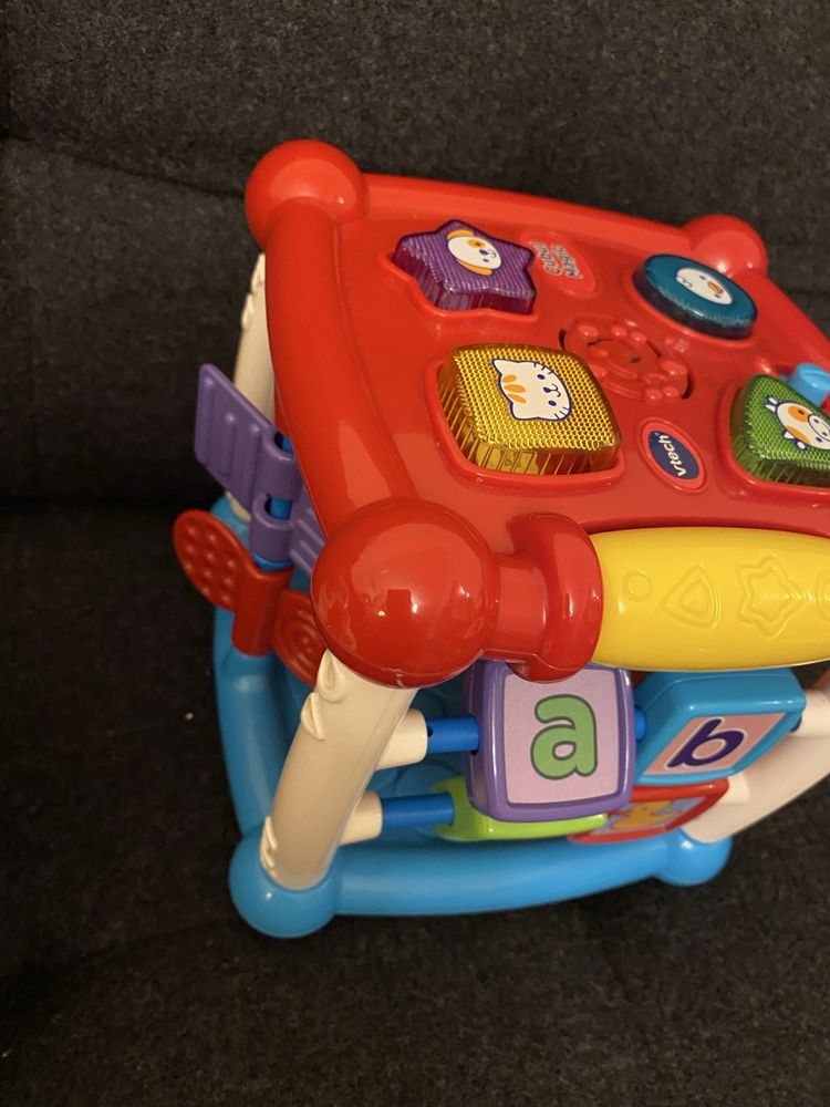 Cub activități pentru bebe cu forme și sunete VTech Baby